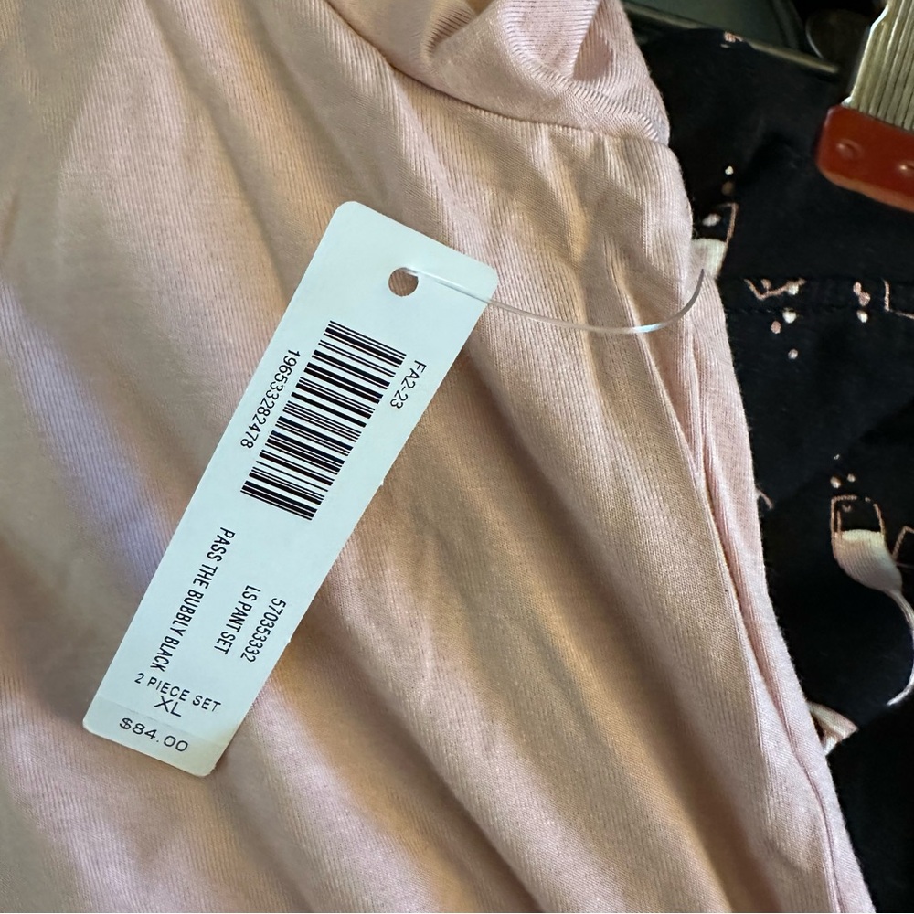 Soma NWT Cool Nights Pajamas Pink Long Sleeve Top with Black Champagne Pants XL - Picture 5 of 7